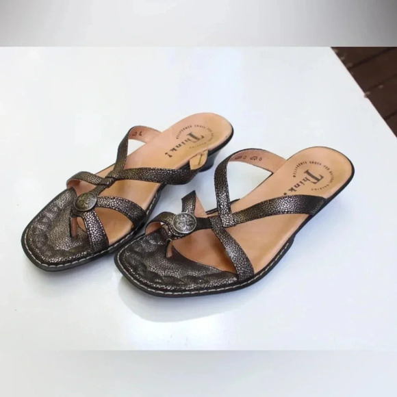 Think! Sandals - Picture 4 of 13